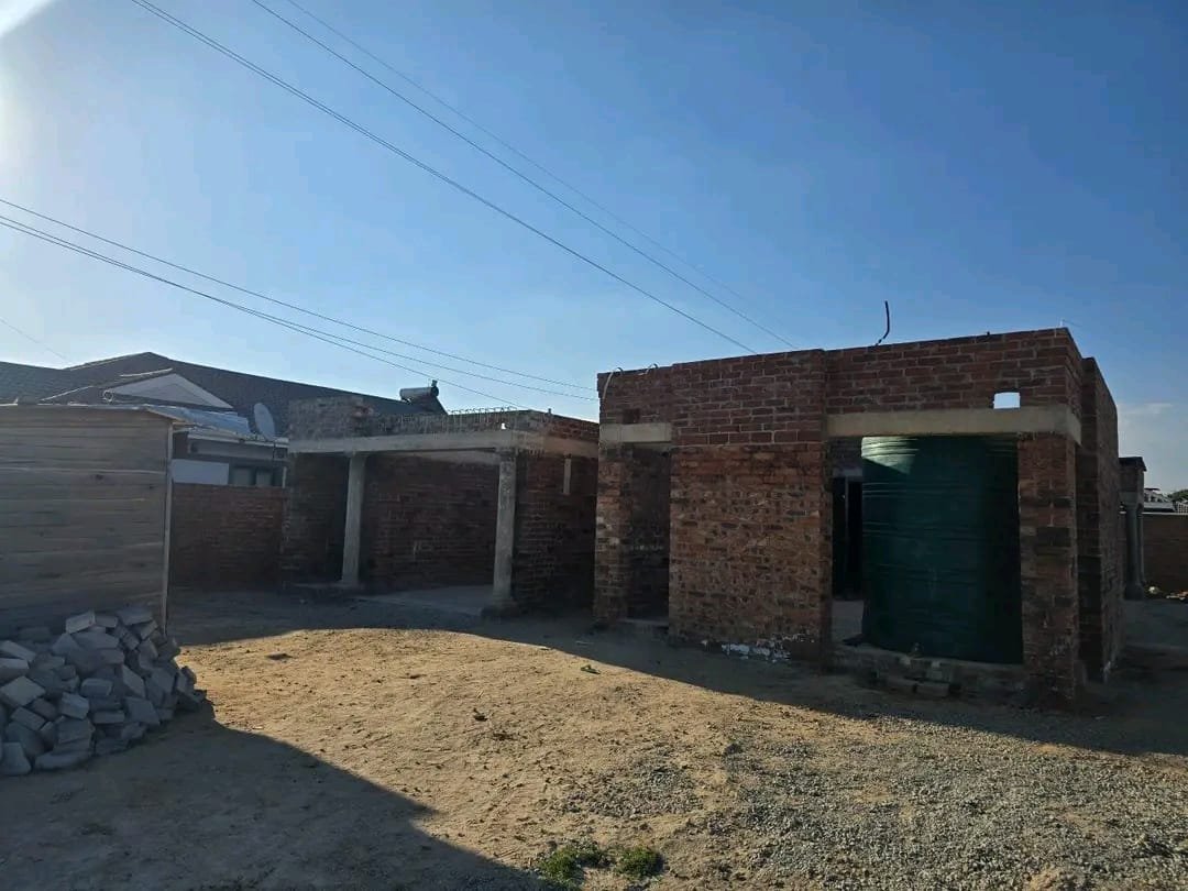 WhatsApp Image 2026-10-23 at 07.45.39 (2) ERASMUS PARK HOUSE FOR SALE