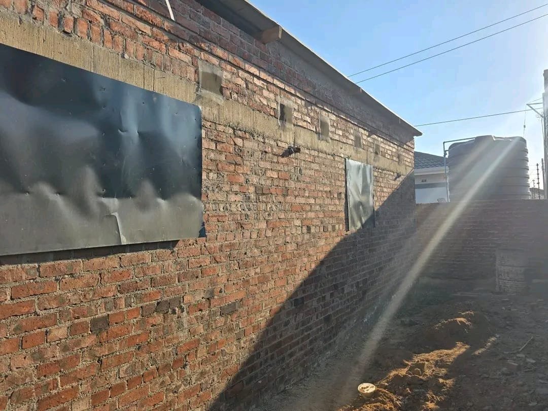 WhatsApp Image 2026-10-23 at 07.45.41 ERASMUS PARK HOUSE FOR SALE